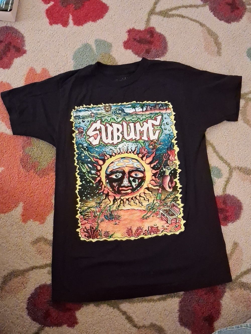 Sublime Black Graphic Tee with Vibrant Sun Artwork
